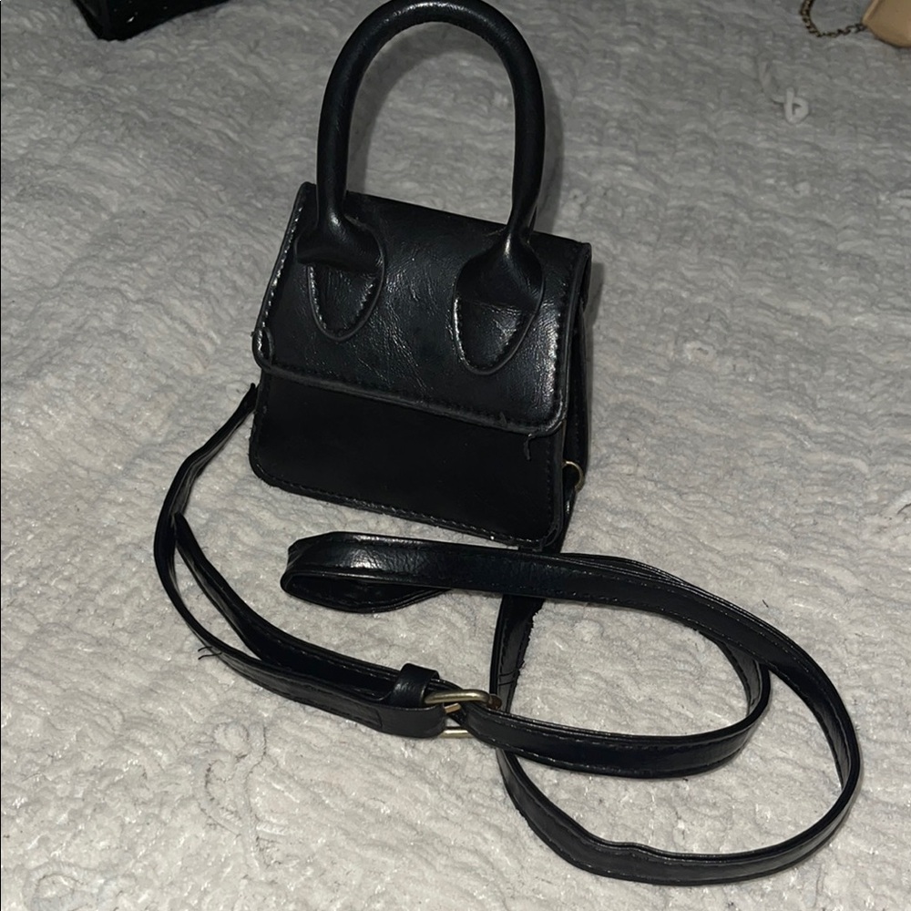 Elegant Black Handbag